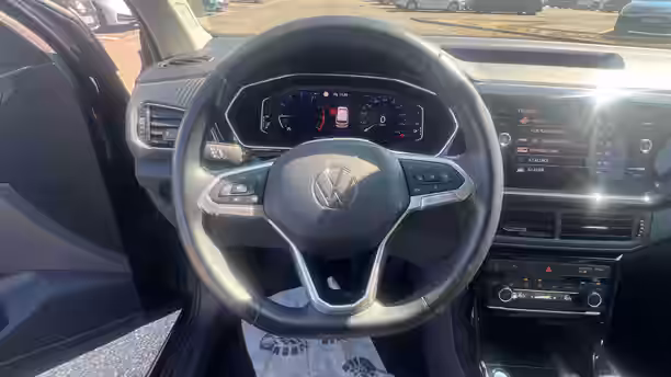 VOLKSWAGEN T-CROSS 10 / 37