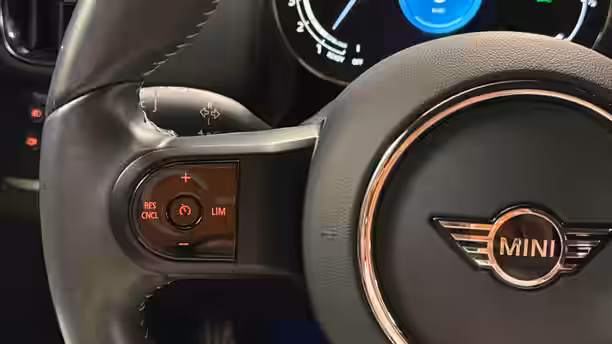 MINI COUNTRYMAN F60 LCI 30 / 31