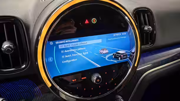 MINI COUNTRYMAN F60 LCI 25 / 31