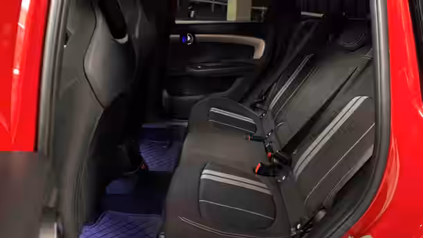 MINI COUNTRYMAN F60 LCI 12 / 31
