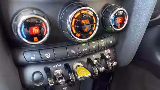 MINI HATCH 3 PORTES ELECTRIC F56 BEV LCI 31 / 31