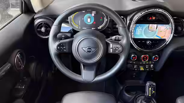 MINI HATCH 3 PORTES ELECTRIC F56 BEV LCI 10 / 31