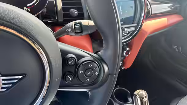 MINI CABRIOLET F57 LCI 18 / 34