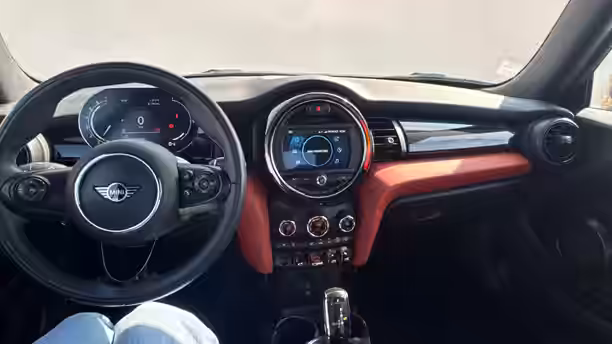 MINI CABRIOLET F57 LCI 13 / 34