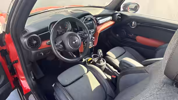 MINI CABRIOLET F57 LCI 20 / 34