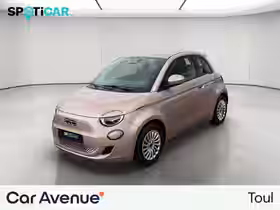 500E BERLINE MY22 SERIE 1 STEP 2 Action Plus 500 e 95 ch