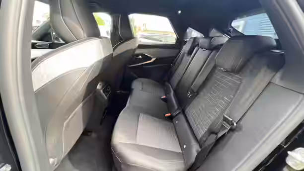 PEUGEOT 3008 12 / 30