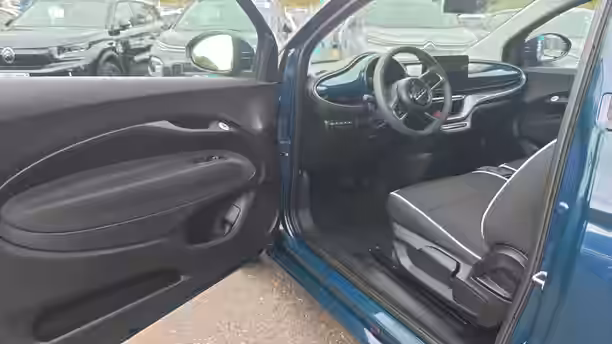 FIAT 500e BERLINE 29 / 37