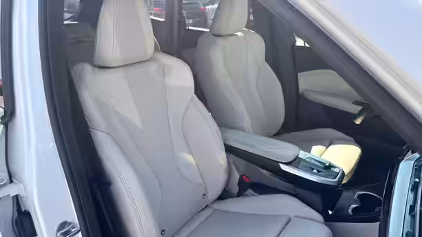 BMW X1 U11 25 / 32