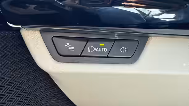 BMW X1 U11 23 / 32
