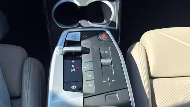 BMW X1 U11 21 / 32