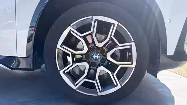 BMW X1 U11 12 / 32