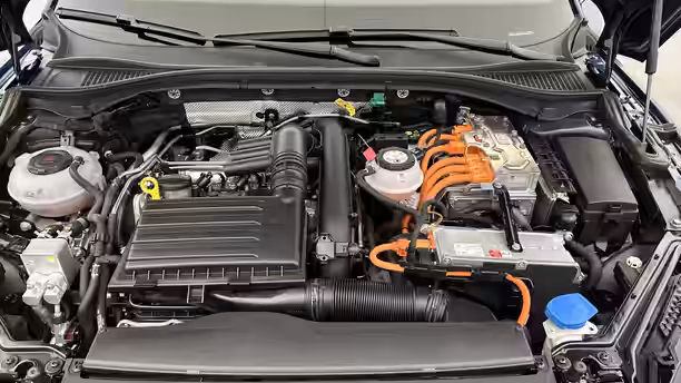 SKODA SUPERB 23 / 24