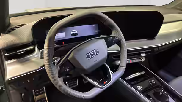 AUDI Q3 10 / 25