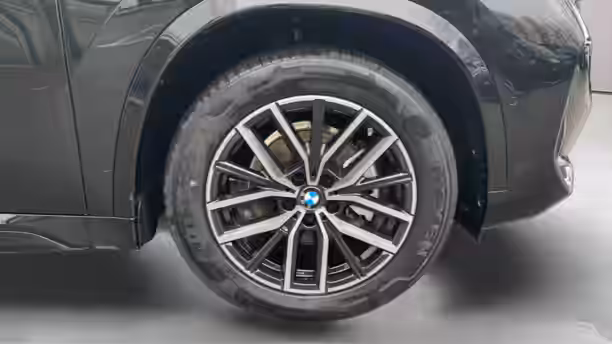 BMW X1 U11 19 / 27
