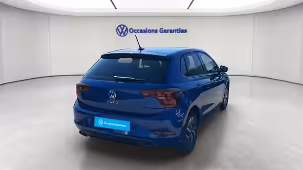VOLKSWAGEN POLO 5 / 17