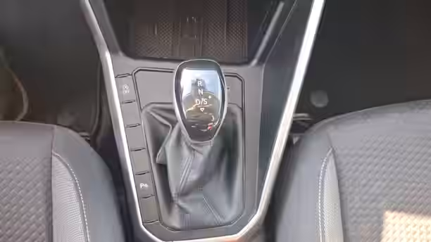 VOLKSWAGEN POLO 17 / 17