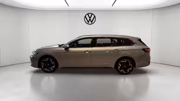 VOLKSWAGEN PASSAT 2 / 23