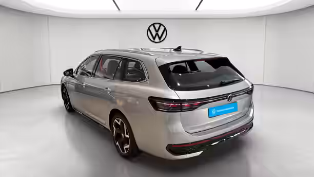 VOLKSWAGEN PASSAT 3 / 23