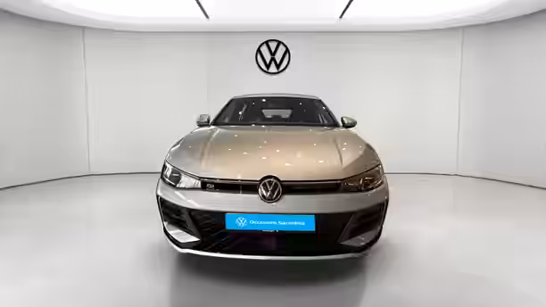 VOLKSWAGEN PASSAT 8 / 23