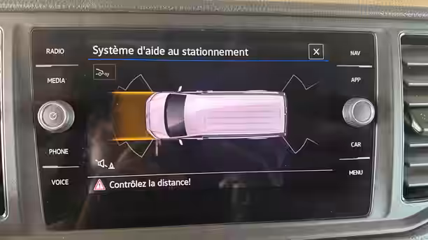 VOLKSWAGEN UTILITAIRES CRAFTER VAN 17 / 23