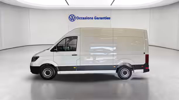 VOLKSWAGEN UTILITAIRES CRAFTER VAN 2 / 23