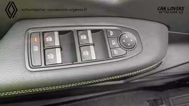 RENAULT MEGANE E-TECH 17 / 30