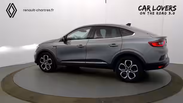 RENAULT ARKANA 9 / 33
