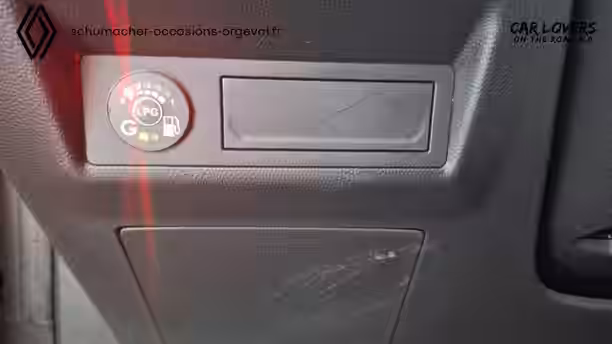 RENAULT CAPTUR 17 / 30