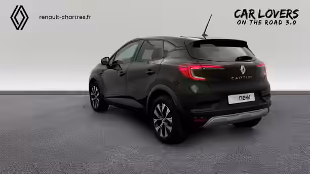 RENAULT CAPTUR 11 / 33