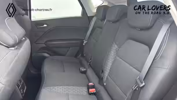 RENAULT CAPTUR 15 / 33