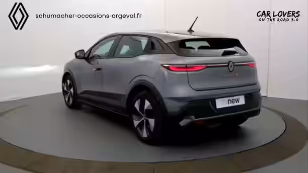 RENAULT MEGANE E-TECH 11 / 27
