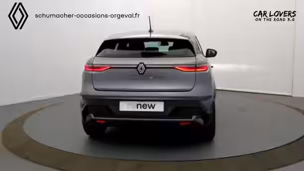 RENAULT MEGANE E-TECH 16 / 27