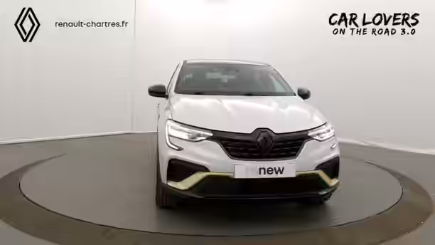 RENAULT ARKANA 28 / 33
