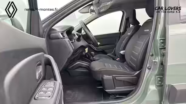DACIA DUSTER 25 / 37