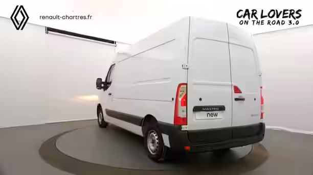 RENAULT MASTER FOURGON 32 / 32
