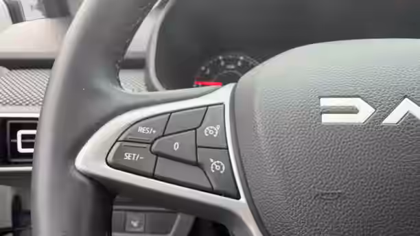 DACIA SANDERO 18 / 21