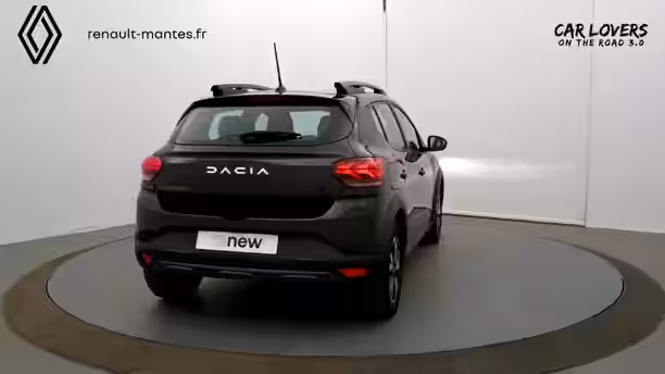 DACIA SANDERO 18 / 34
