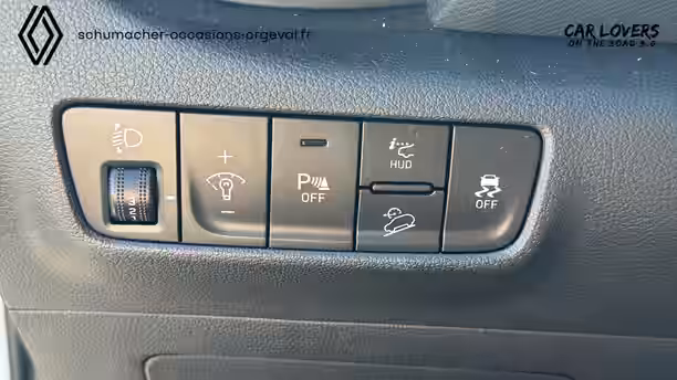 HYUNDAI KONA 24 / 30