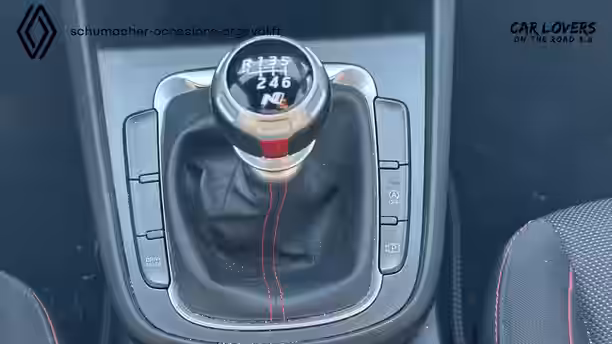 HYUNDAI KONA 20 / 30