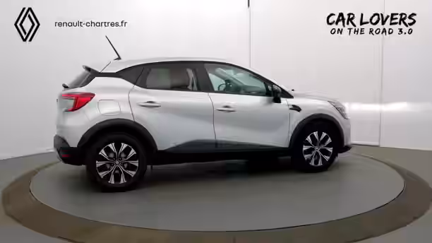 RENAULT CAPTUR 21 / 33