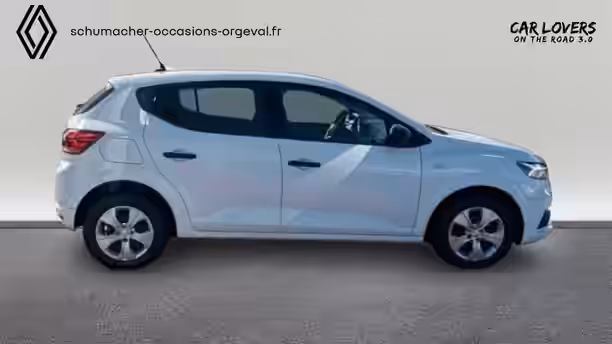 DACIA SANDERO 26 / 30