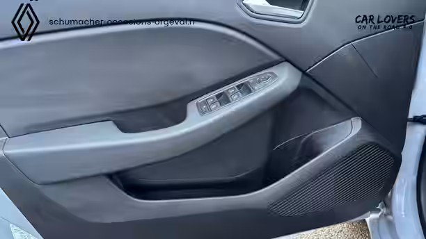 RENAULT CLIO V 12 / 33