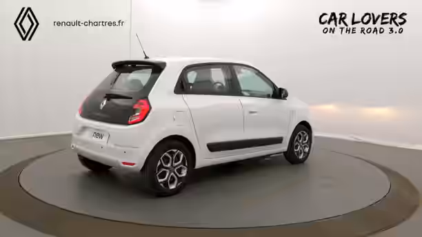 RENAULT TWINGO E-TECH ELECTRIQUE 32 / 33