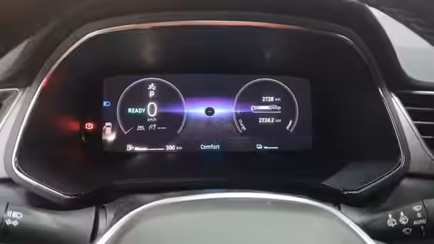 RENAULT CAPTUR 10 / 16