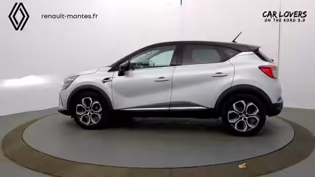 RENAULT CAPTUR 29 / 33
