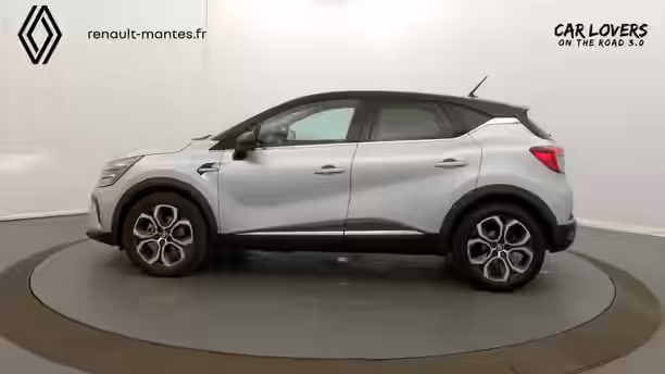RENAULT CAPTUR 29 / 33