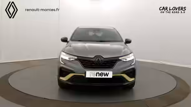 RENAULT ARKANA 8 / 32