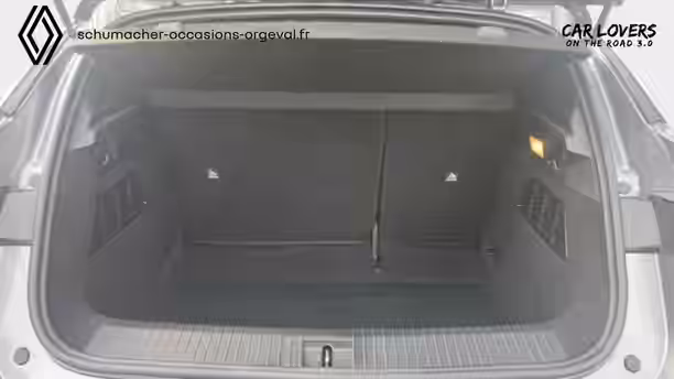 RENAULT MEGANE E-TECH 4 / 34