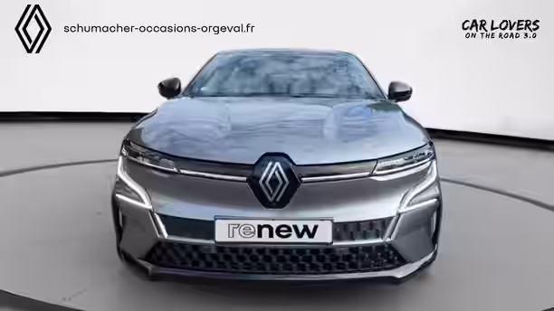 RENAULT MEGANE E-TECH 12 / 34